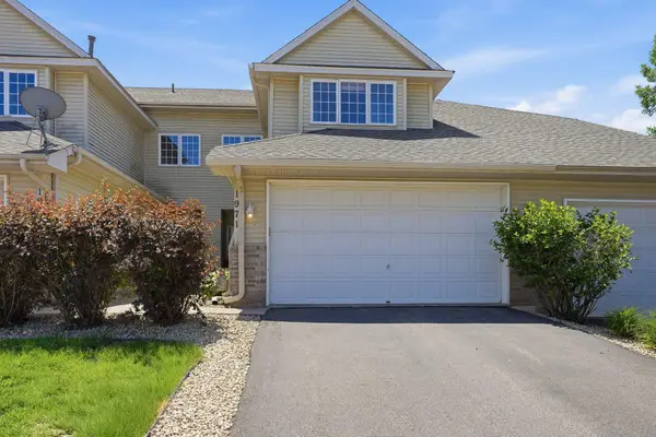 1971 Andrew Court, Chanhassen, MN 55317