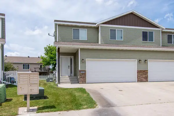 4213 51st Street S, Fargo, ND 58104