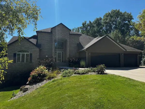 20404 205th Court, Hutchinson, MN 55350
