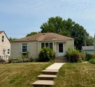 2620 York Avenue N, Robbinsdale, MN 55422