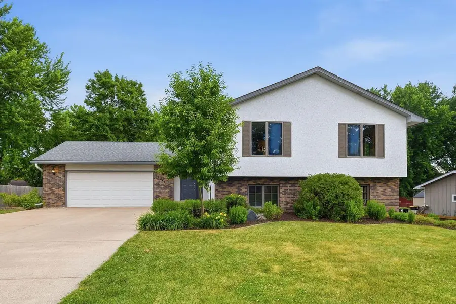 4027 Elmwood Drive, Saint Bonifacius, MN 55375 - #2