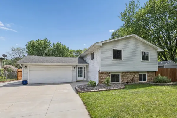 11481 99th Place N, Maple Grove, MN 55369