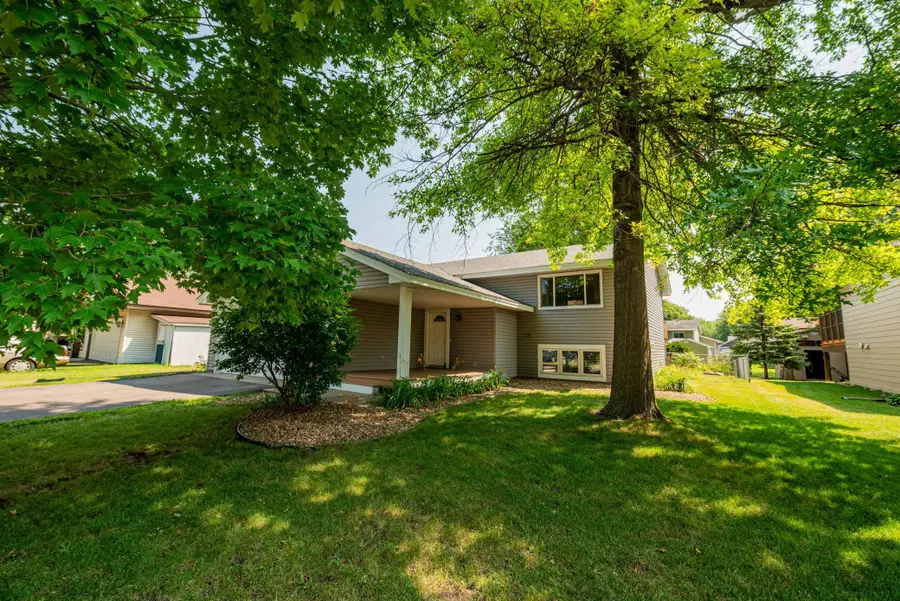 3244 Meadowbrook Court, Vadnais Heights, MN 55127 - #2