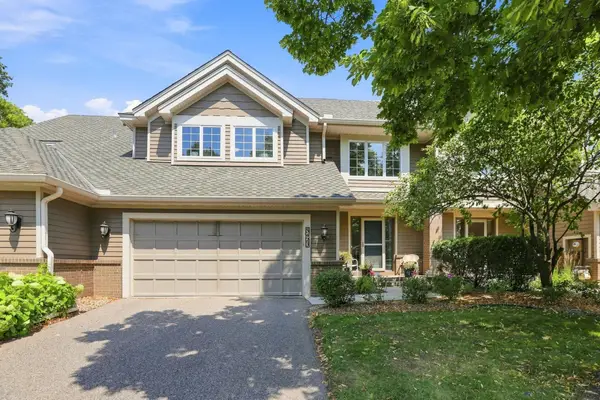5423 Butternut Circle, Minnetonka, MN 55343