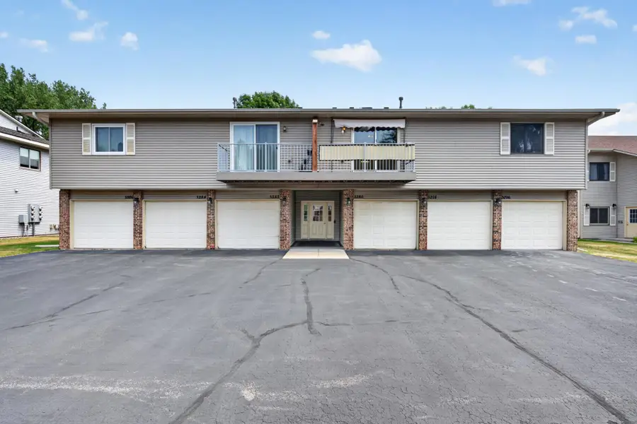 3276 Greenbrier Street #3276C, Vadnais Heights, MN 55127 - #3