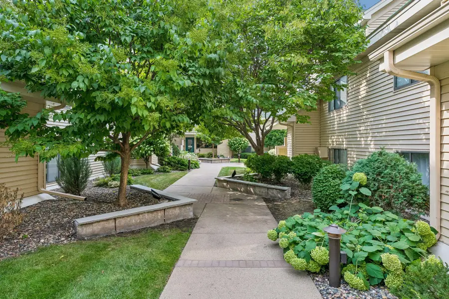 7605 Edinborough Way #6119, Edina, MN 55435 - #2
