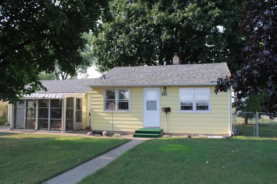 6300 60th Avenue N, Crystal, MN 55428 - #2