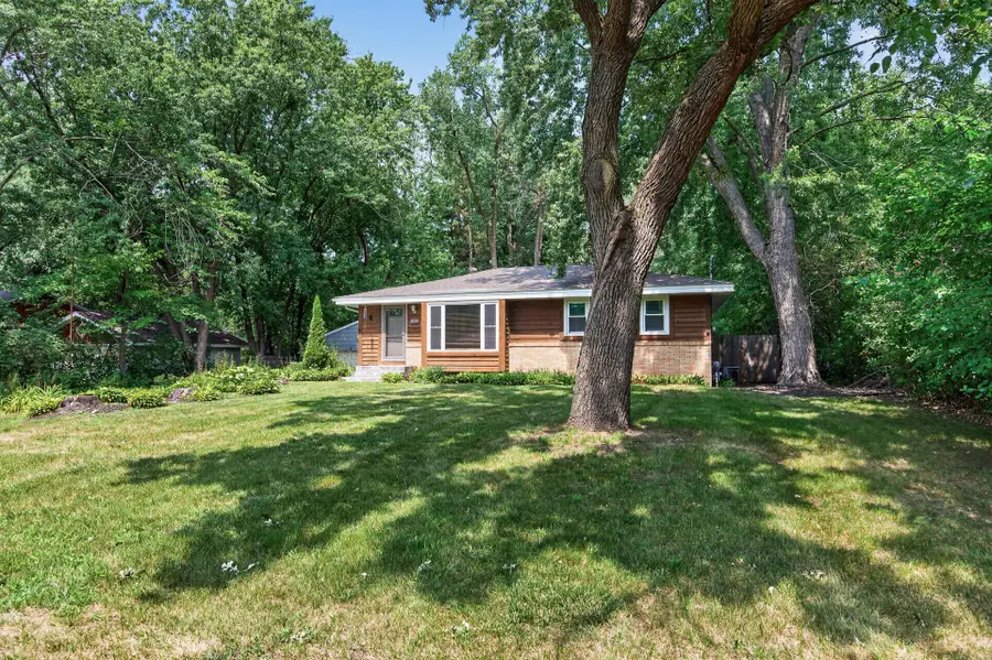 2557 Sherwood Road, Mounds View, MN 55112 - #3