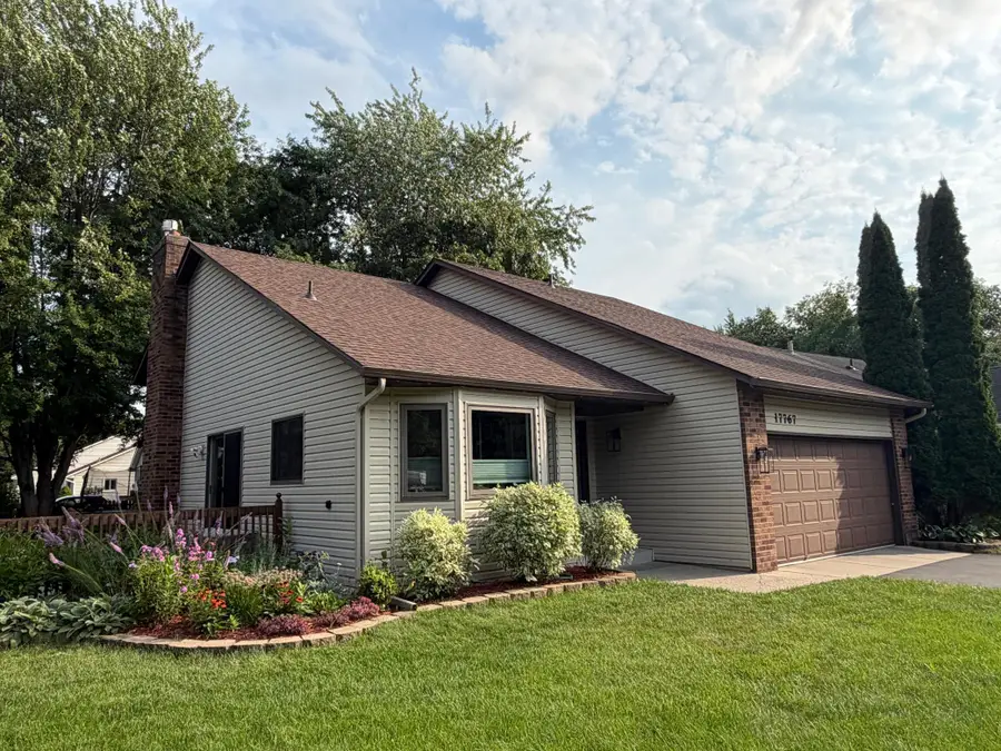17767 S Shore Lane W, Eden Prairie, MN 55346 - #2