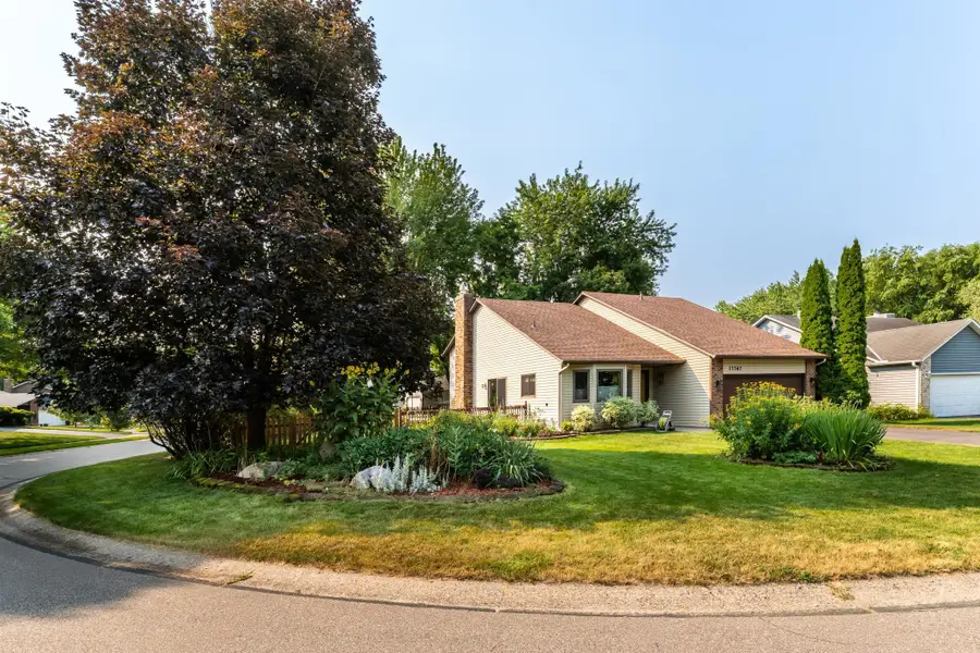 17767 S Shore Lane W, Eden Prairie, MN 55346 - #3