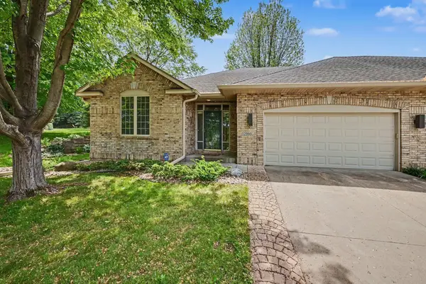 12999 Garvin Brook Lane, Apple Valley, MN 55124