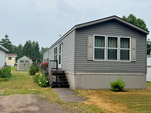 27 Hillside Terrace, Moose Lake, MN 55767