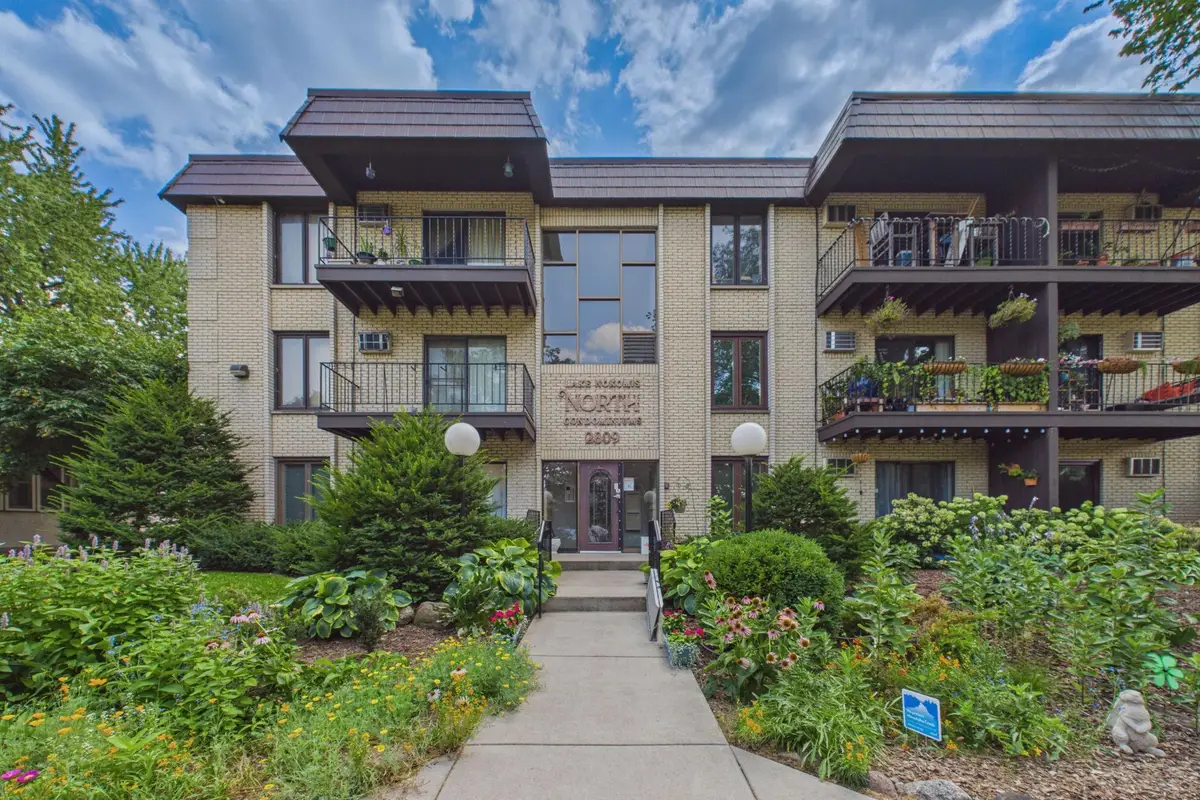 2809 E Minnehaha Parkway #205, Minneapolis, MN 55417 - #1