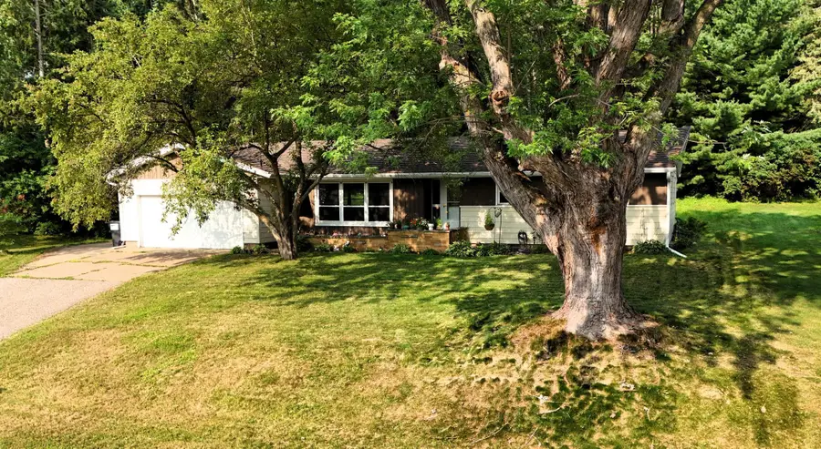 2322 16th Street, Eau Claire, WI 54703 - #2