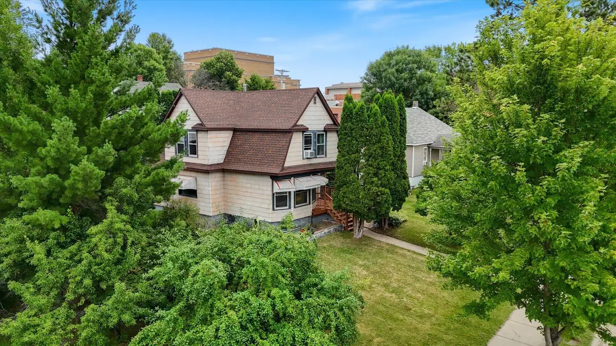 403 Cole Street, Coleraine, MN 55722 - #1