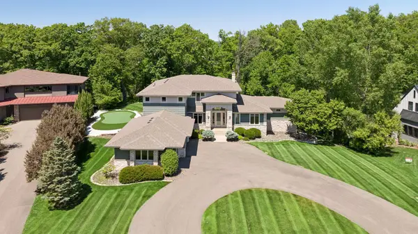 2063 Austrian Pine Lane, Minnetonka, MN 55305