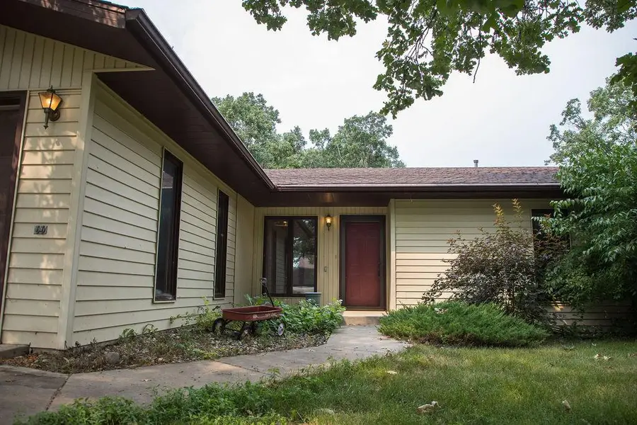2415 12th Avenue Sw, Devils Lake, ND 58301 - #2