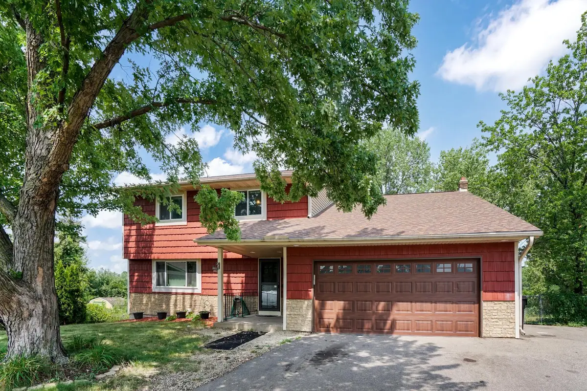 2477 Brenner Avenue E, Maplewood, MN 55109 - #1