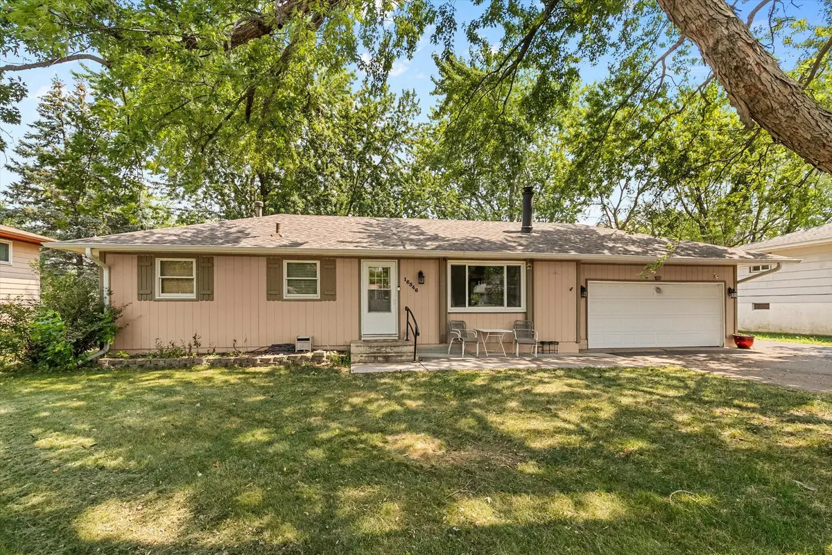 16546 Flagstaff Avenue W, Rosemount, MN 55068 - #1