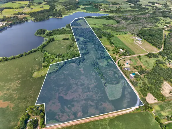 7xxx 373rd Avenue Nw, Dalbo, MN 55017