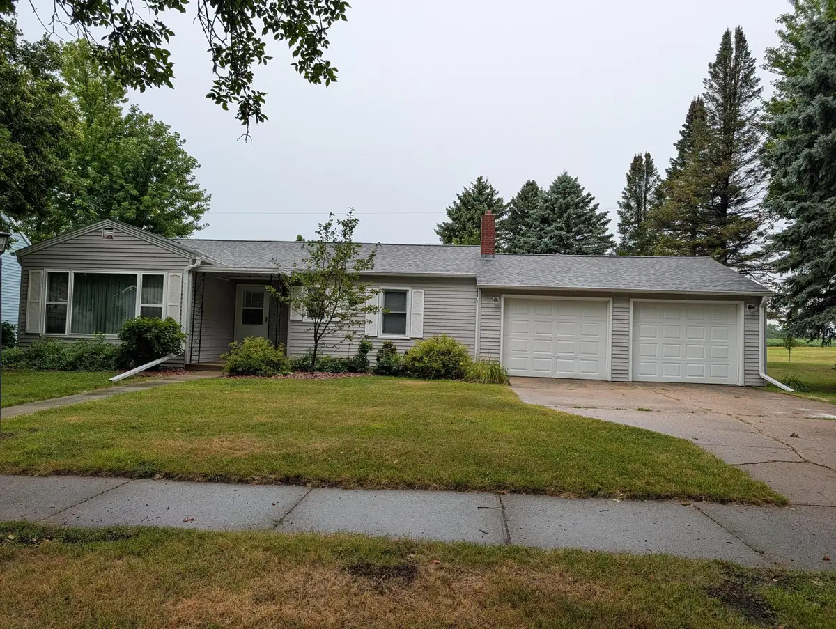 515 9th Avenue, Madison, MN 56256 - #1