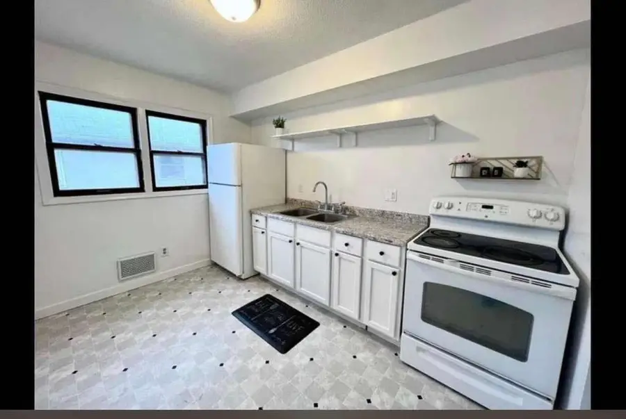 1176 Norton Street, Saint Paul, MN 55117 - #3