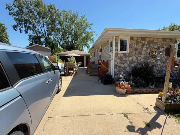 502 Brins Court Se, Stewartville, MN 55976