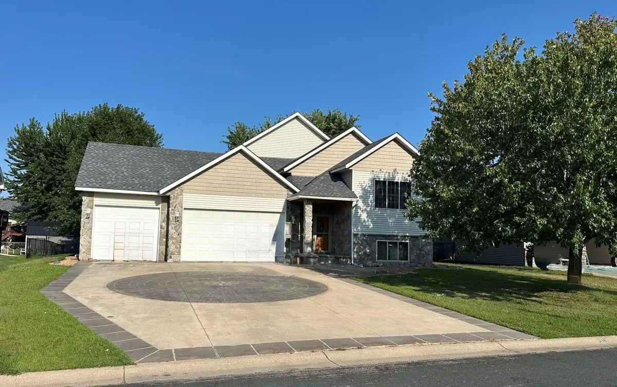 937 S Cedar Street, Belle Plaine, MN 56011 - #1