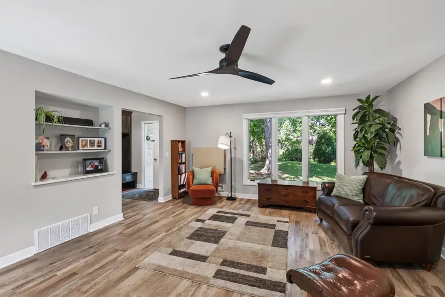 55 Birnamwood Drive, Burnsville, MN 55337 - #3
