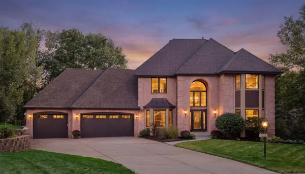 685 Valley View Court, Shoreview, MN 55126