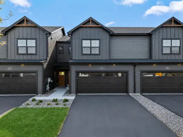 677 Tulare Terrace, Newport, MN 55055