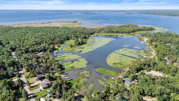 31527 Stewarts Bay Drive, Pequot Lakes, MN 56472