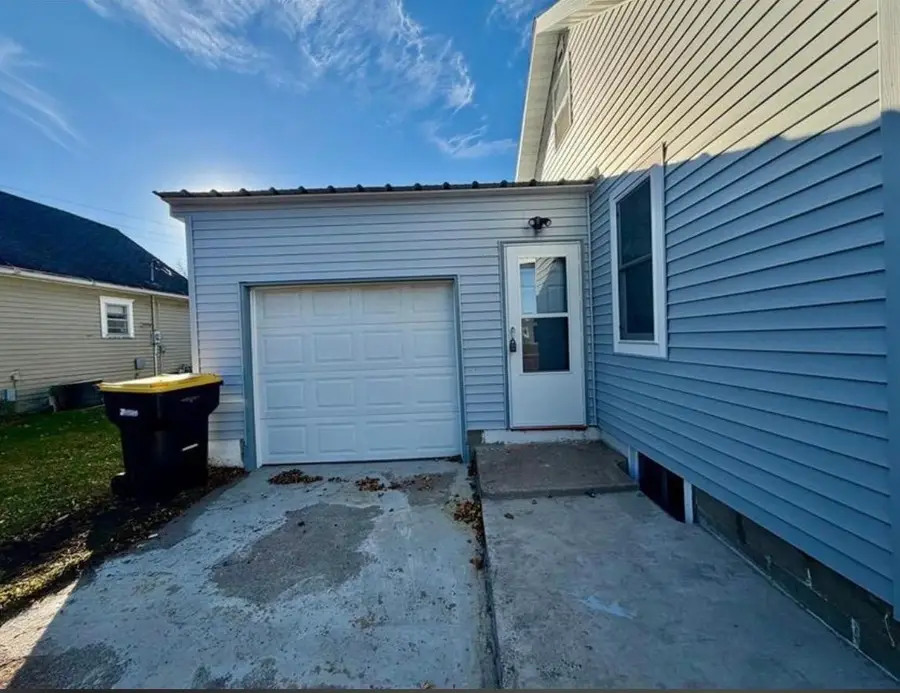 714 S Elm Street, Lamberton, MN 56152 - #2