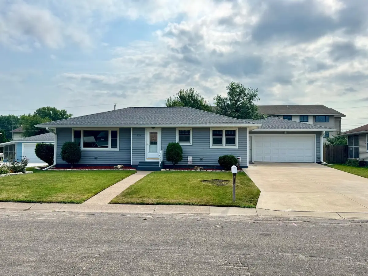 334 Oak Street, Winona, MN 55987 - #1