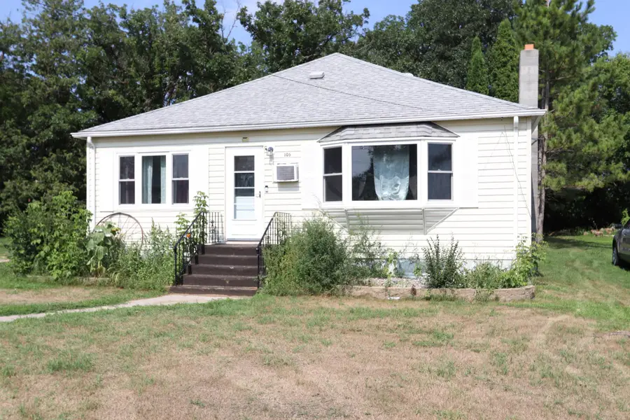105 Atlantic Avenue E, Badger, MN 56714 - #2