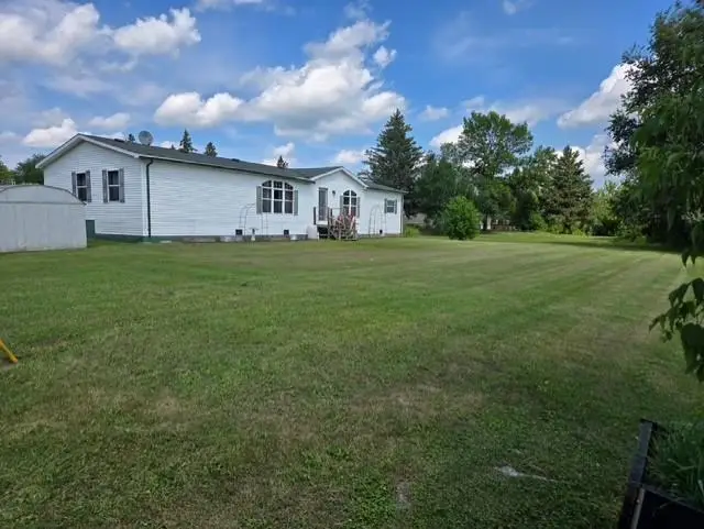 417 5th Avenue Se, Baudette, MN 56623 - #3