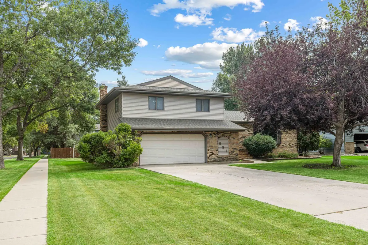 681 Cottonwood Court, West Fargo, ND 58078 - #1