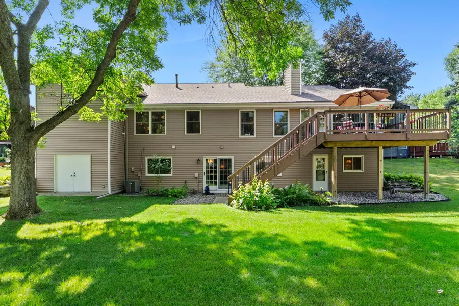 160 Bluff Ridge Court, Chanhassen, MN 55317 - #2
