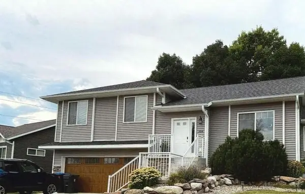 304 Tanager Road, Mankato, MN 56001