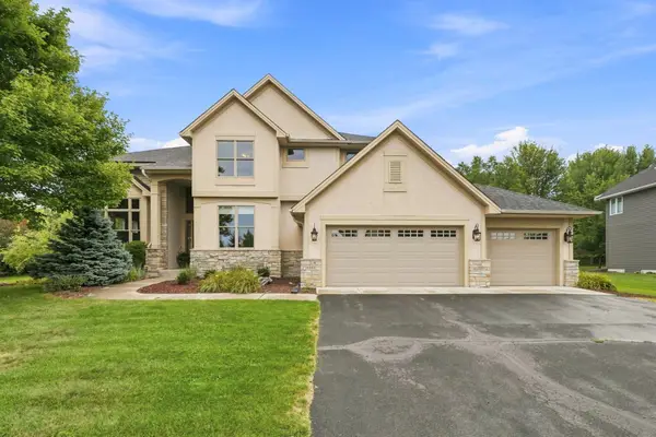6865 Sapphire Lane, Chanhassen, MN 55317