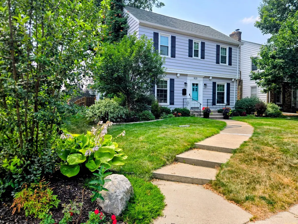 1820 Montreal Avenue, Saint Paul, MN 55116 - #1