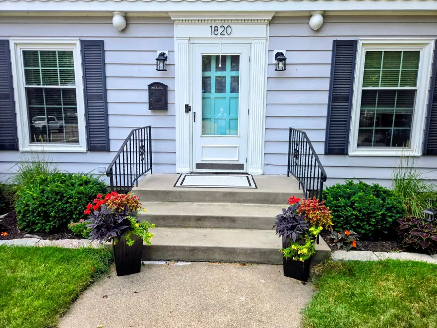 1820 Montreal Avenue, Saint Paul, MN 55116 - #3