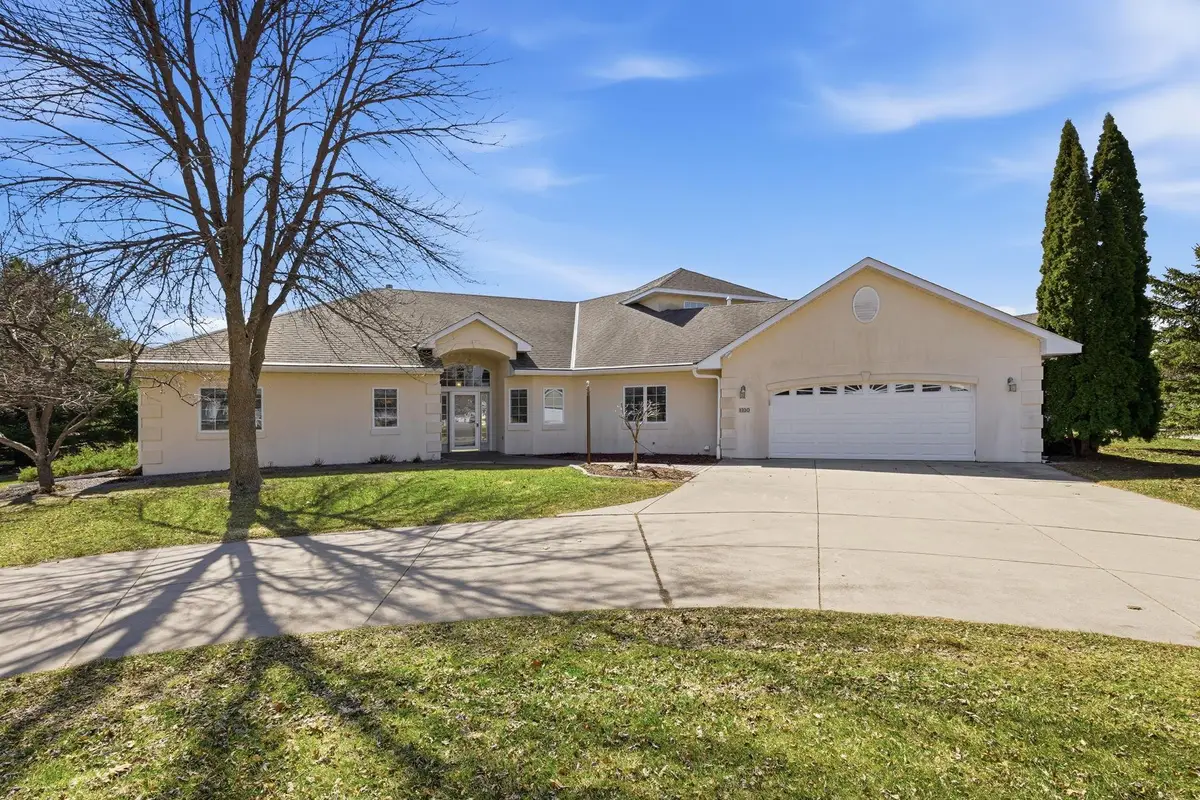 1320 Heritage Avenue Nw, Hutchinson, MN 55350 - #1