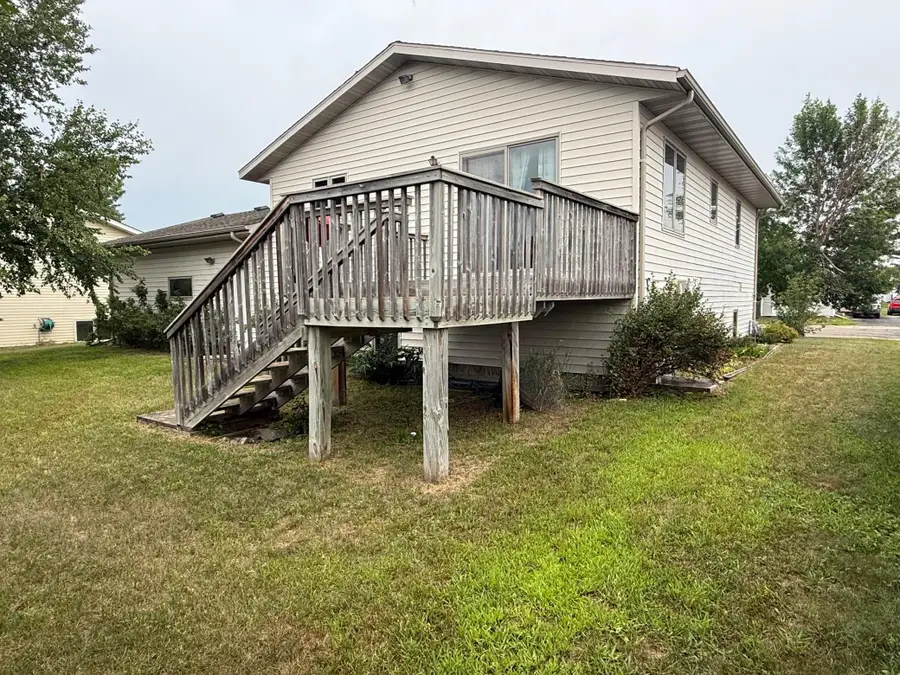 215 Gould Avenue Ne, Bemidji, MN 56601 - #3