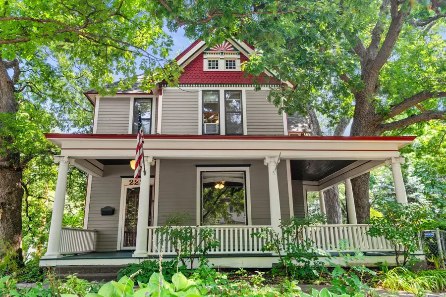 2226 Fremont Avenue N, Minneapolis, MN 55411 - #2