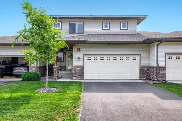 1232 Vernon Drive, Carver, MN 55315