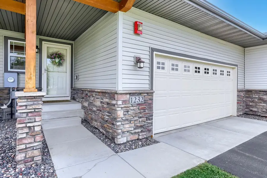 1232 Vernon Drive, Carver, MN 55315 - #2