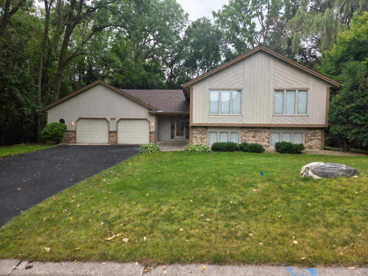7390 130th Street W, Apple Valley, MN 55124 - #1