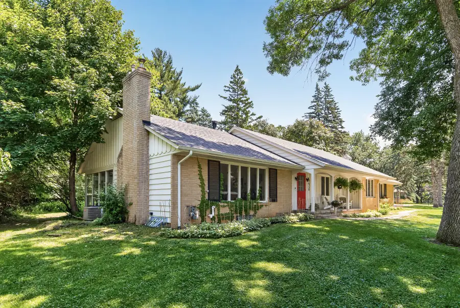 4730 Fairhills Road E, Minnetonka, MN 55345 - #2