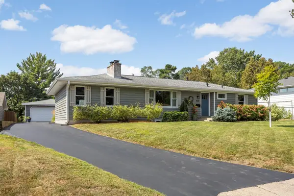4601 W 111th Street, Bloomington, MN 55437